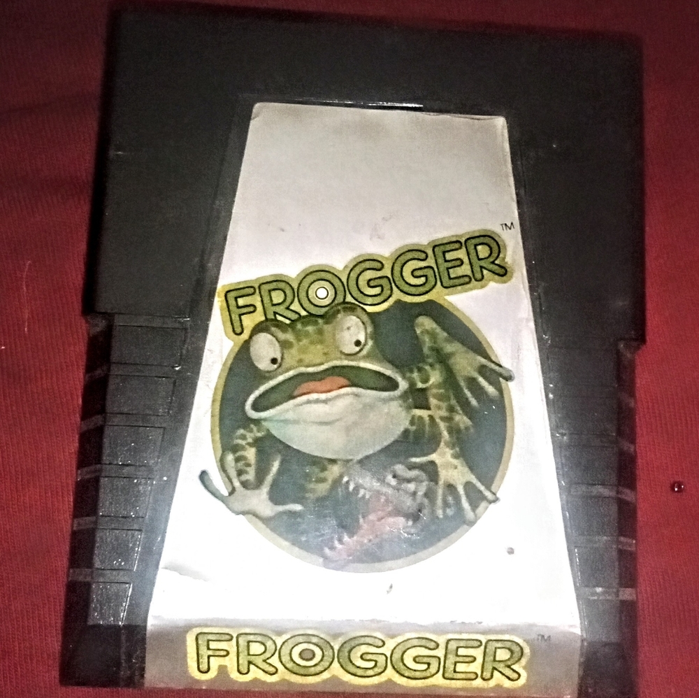 Vintage frogger Atari game cartridge used no cover
